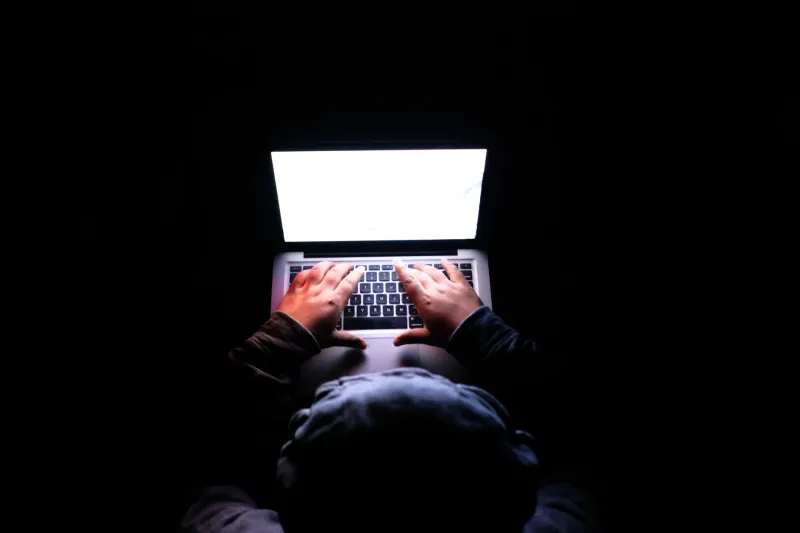 Невидимые и богатые: как анонимность стала новой валютой русскоязычного интернета